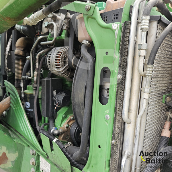 John Deere 5100 R