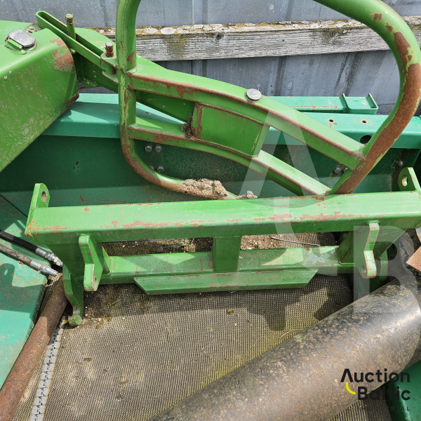 John Deere 5100 R