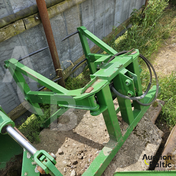 John Deere 5100 R