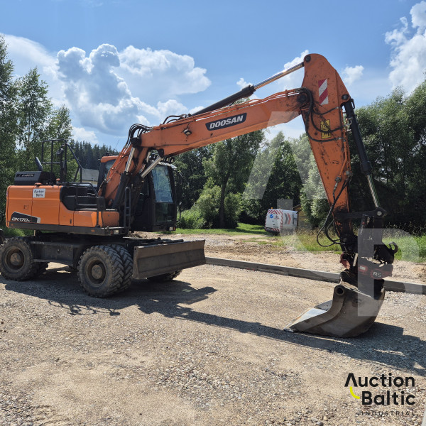 Doosan DX 170 W-5