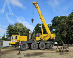 Liebherr LTM 1060