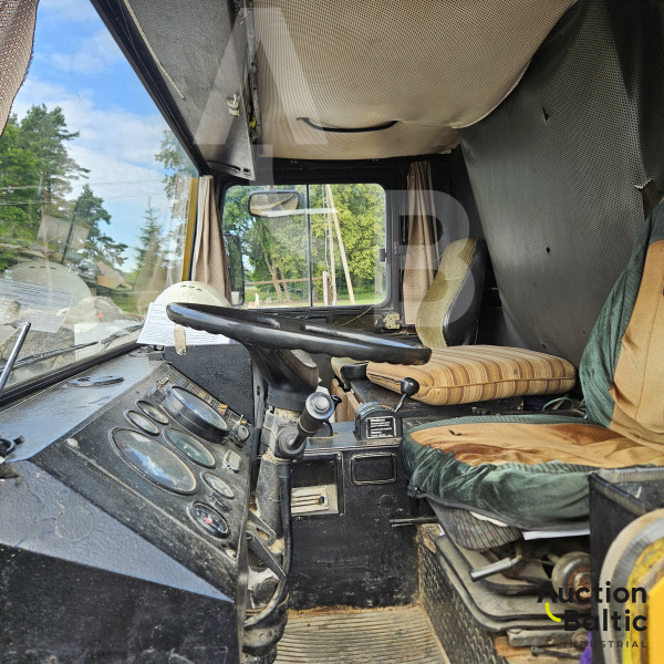 Liebherr LTM 1060
