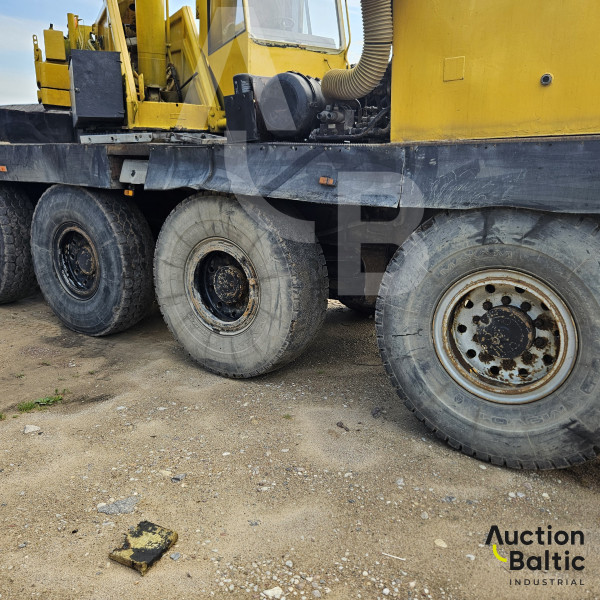 Liebherr LTM 1060