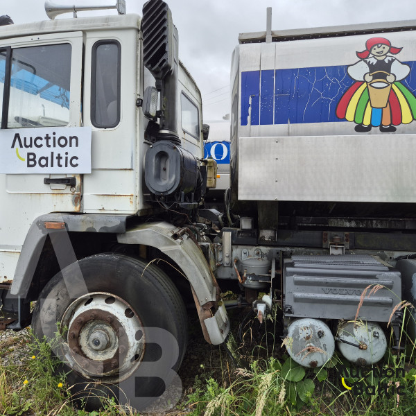 Volvo with milk tank
