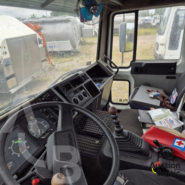 Volvo FL6 with milk tank