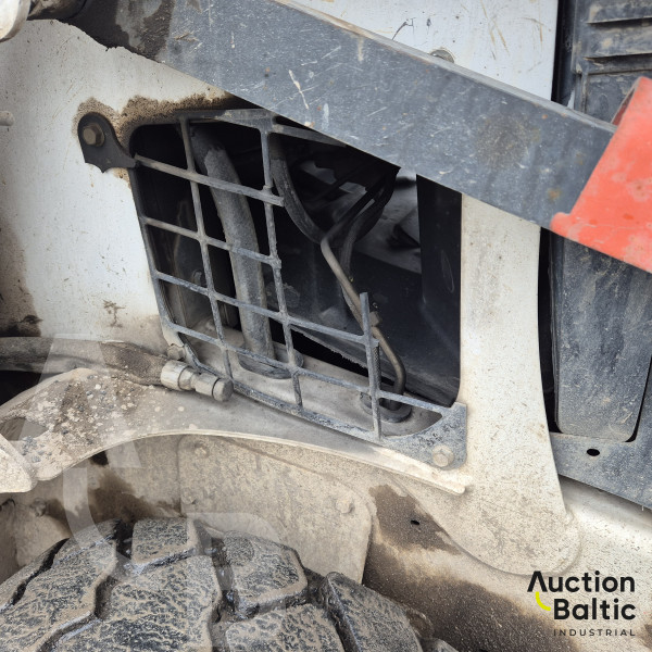 Bobcat S 530