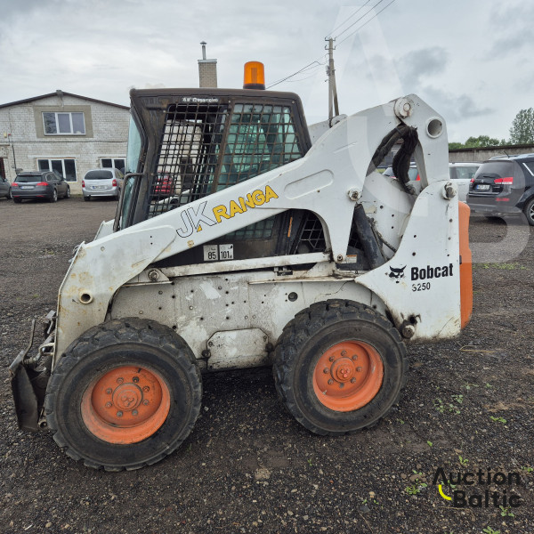 Bobcat S 250