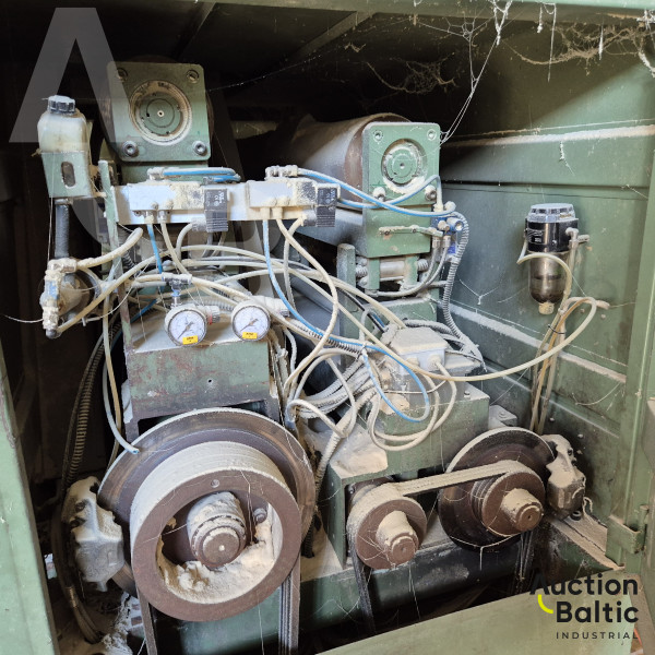 Wide wood polishing machine
