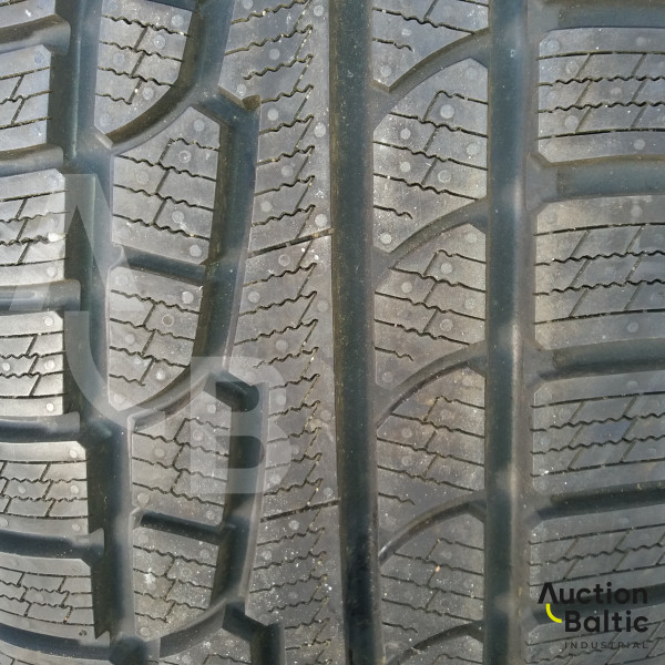 Nokian 265/70R17