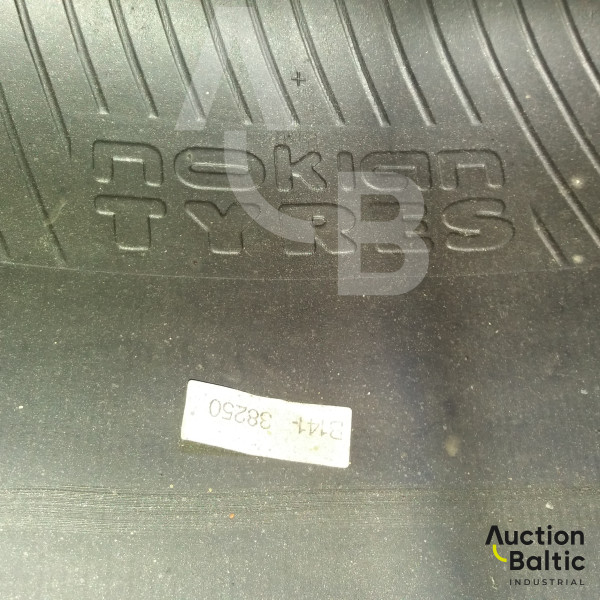 Nokian 265/70R17