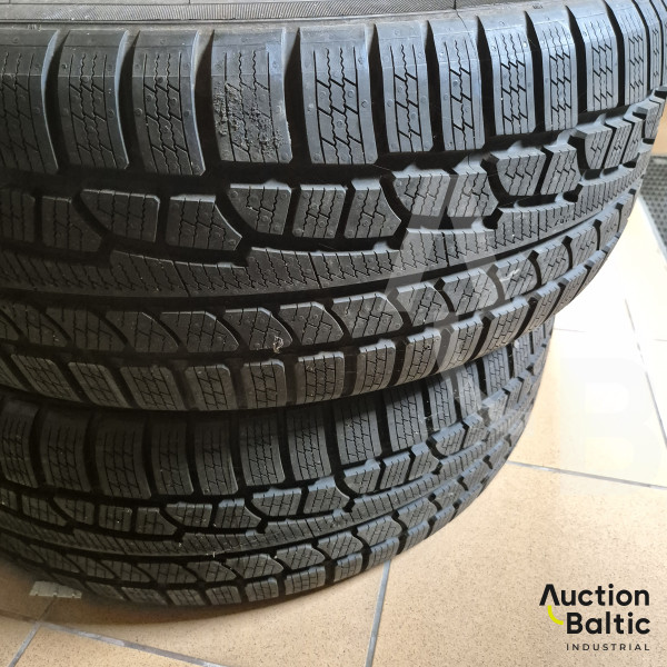 Nokian 265/70R17