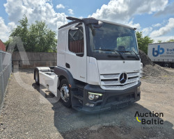 Mercedes-Benz Actros 1843
