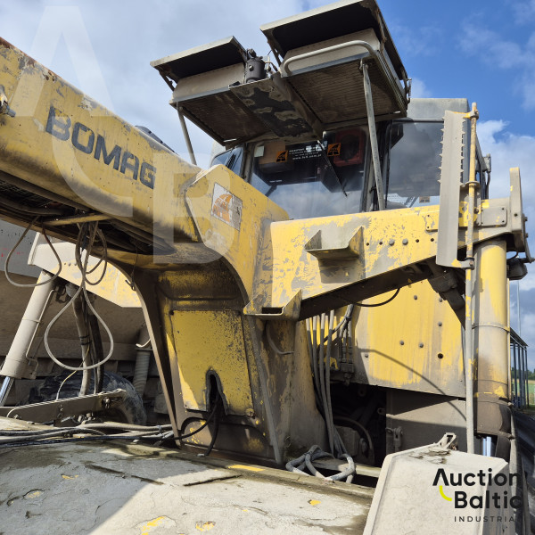 Bomag MPH 122