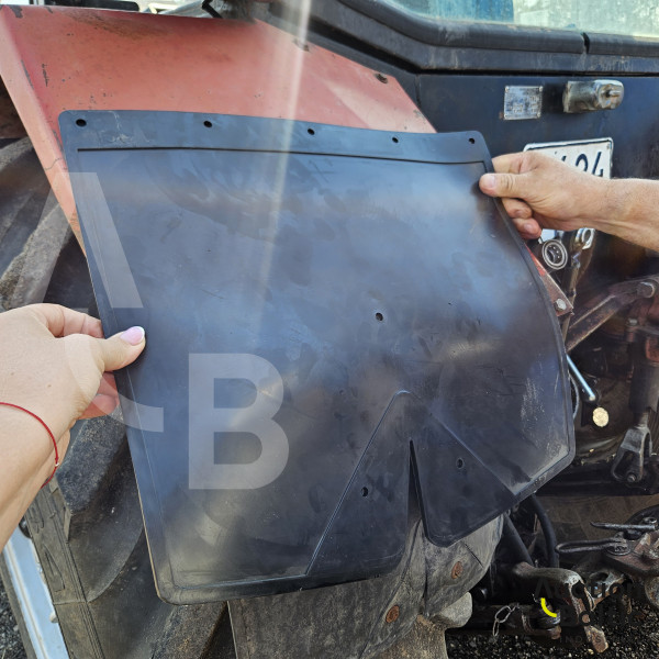 Belarus MTZ 952 +  Quicke Q760