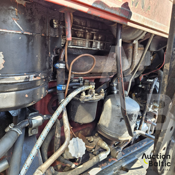 Belarus MTZ 952 +  Quicke Q760