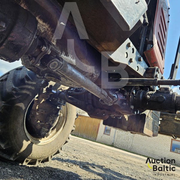 Belarus MTZ 952 +  Quicke Q760