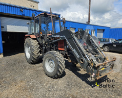 Belarus MTZ 952 +  Quicke Q760
