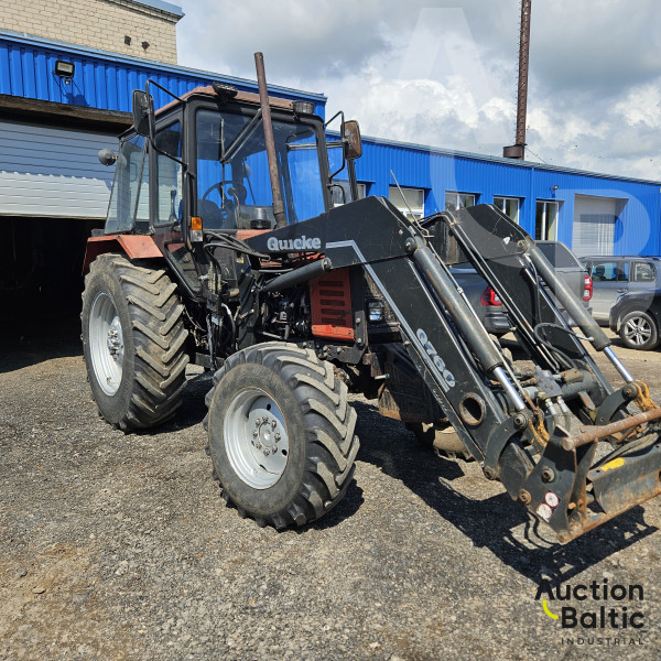 Belarus MTZ 952 +  Quicke Q760