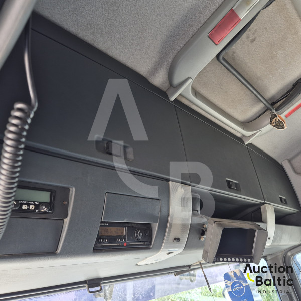 MAN TGX24.360 + Langendorf