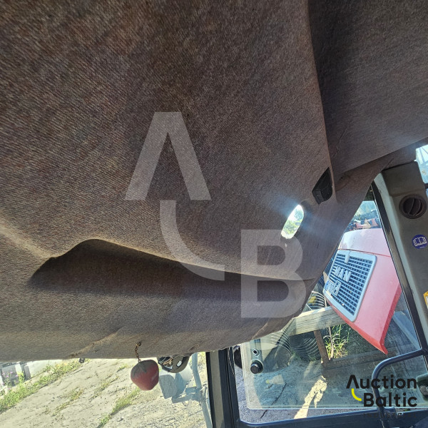Backhoe loader cabin
