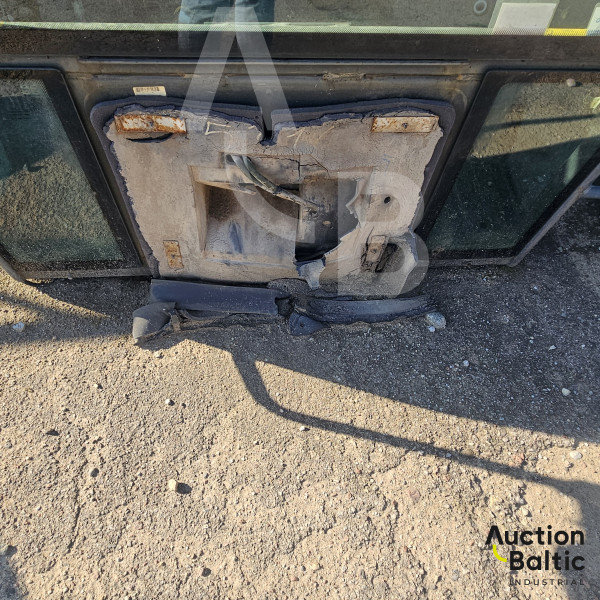 Backhoe loader cabin