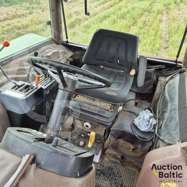 John Deere 3040