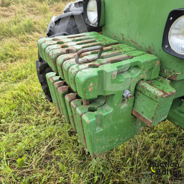 John Deere 3040