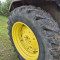John Deere 3140