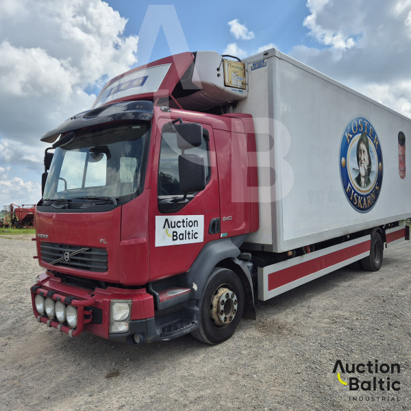 Volvo FL240