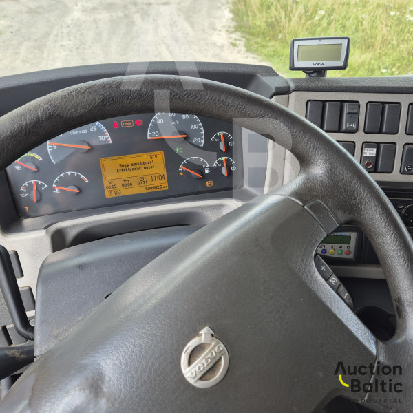 Volvo FL240