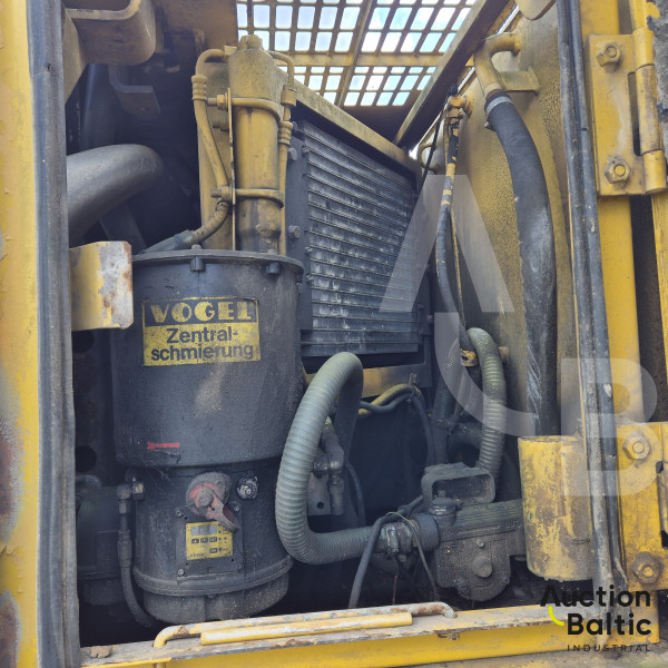 Komatsu PC340NLC-6K