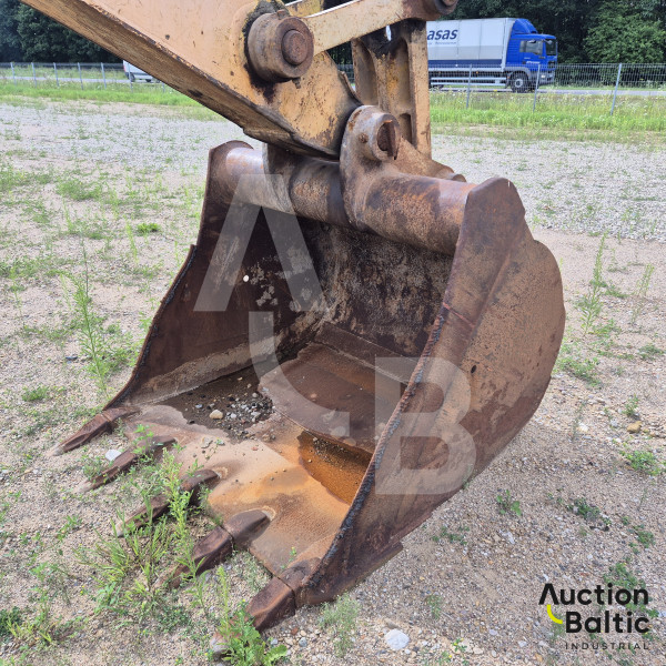 Komatsu PC340NLC-6K