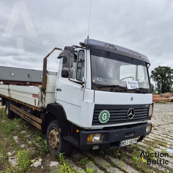 Mercedes-Benz 1117