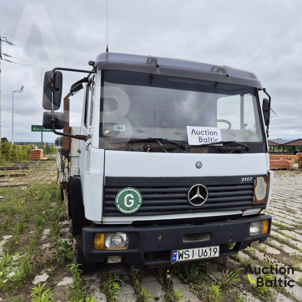 Mercedes-Benz 1117