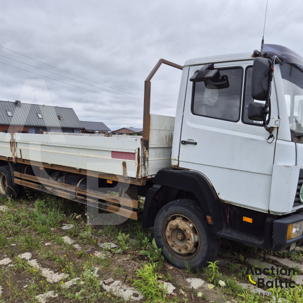 Mercedes-Benz 1117