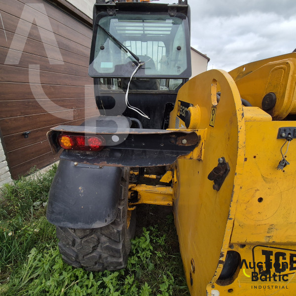 JCB 530-70