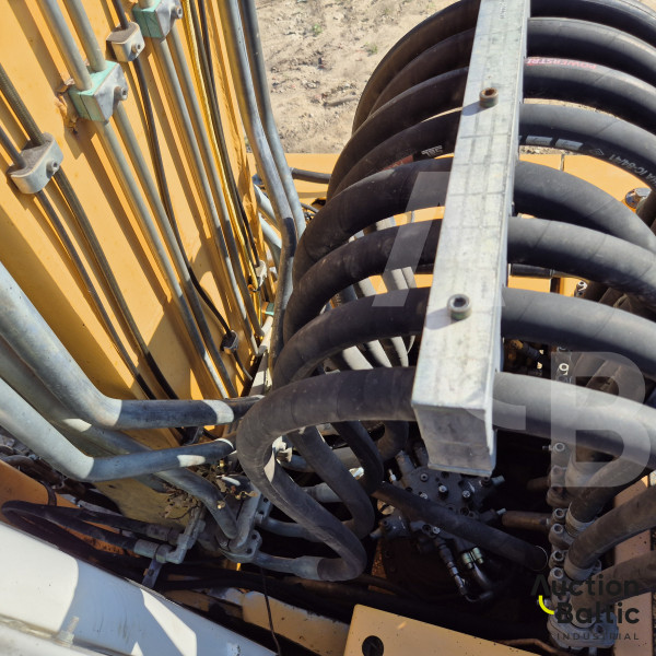 Liebherr R 914