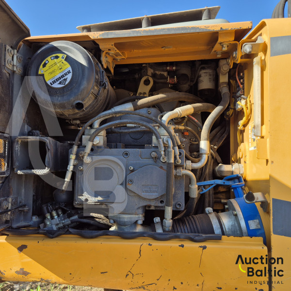 Liebherr R 914