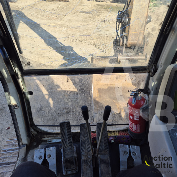 Liebherr R 914