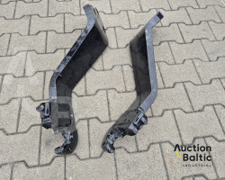 Front linkage arms Case