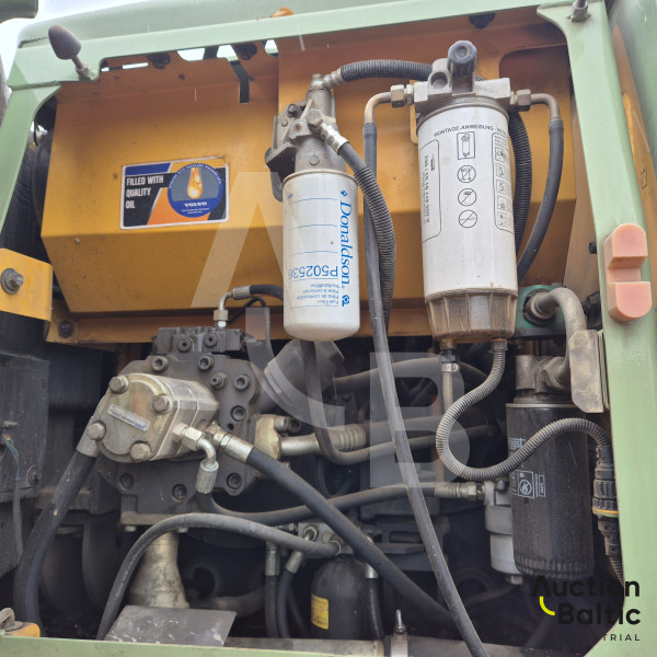 Volvo EW 140 C