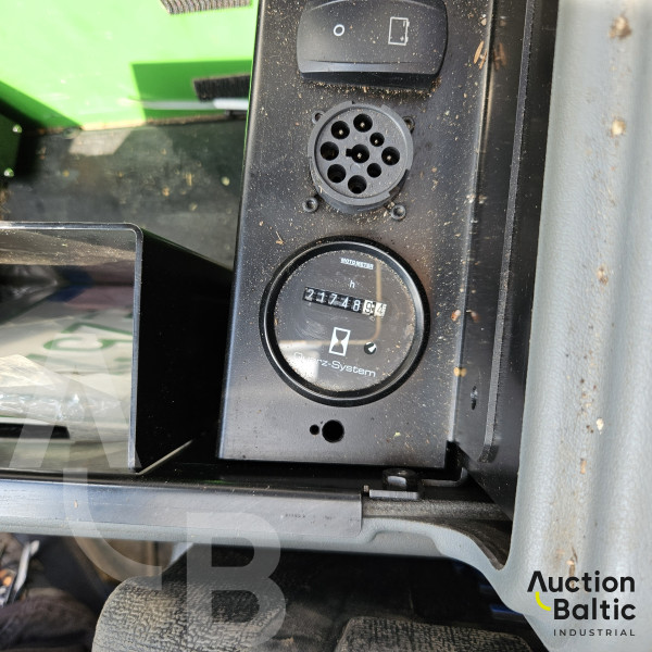 John Deere 1170 E