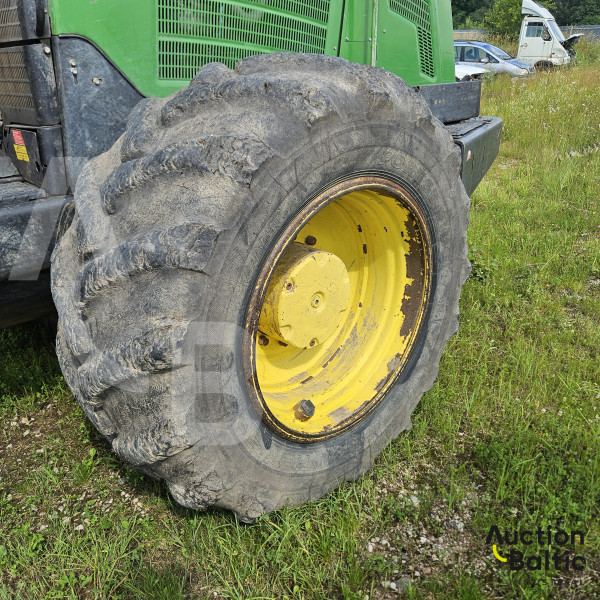 John Deere 1170 E