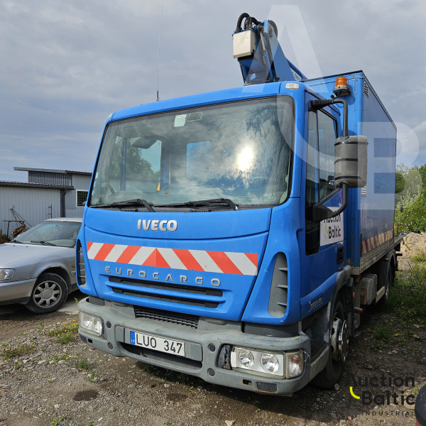 Iveco 100E 18