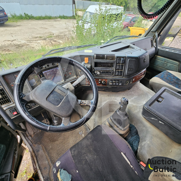 Volvo FM12