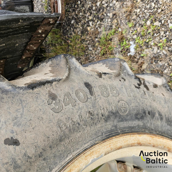 Case IH Farmall 105 A