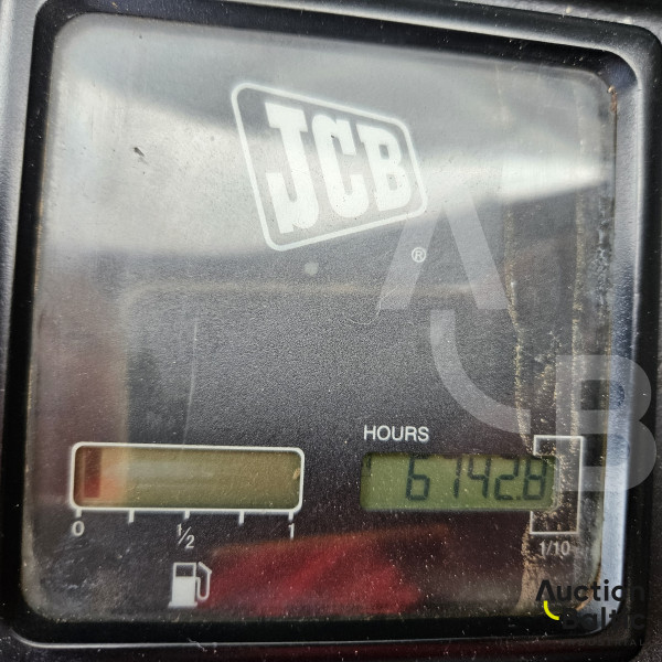 JCB 8052