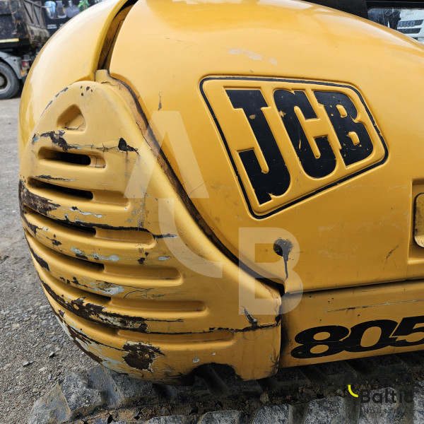JCB 8052
