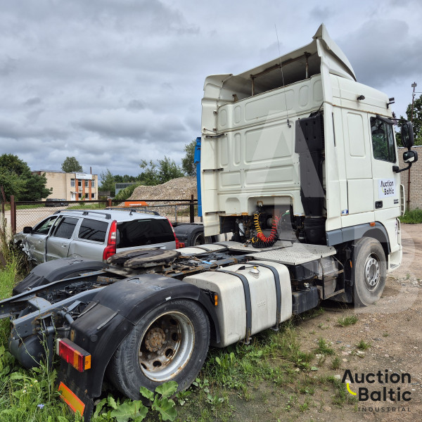 DAF XF105.460
