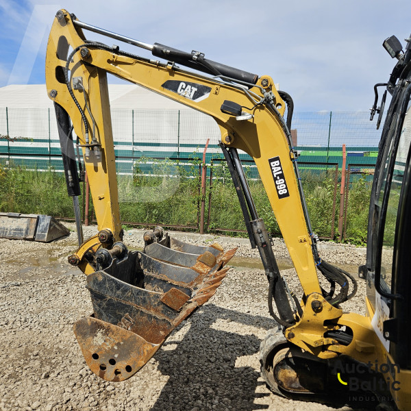 Caterpillar 302.4 D
